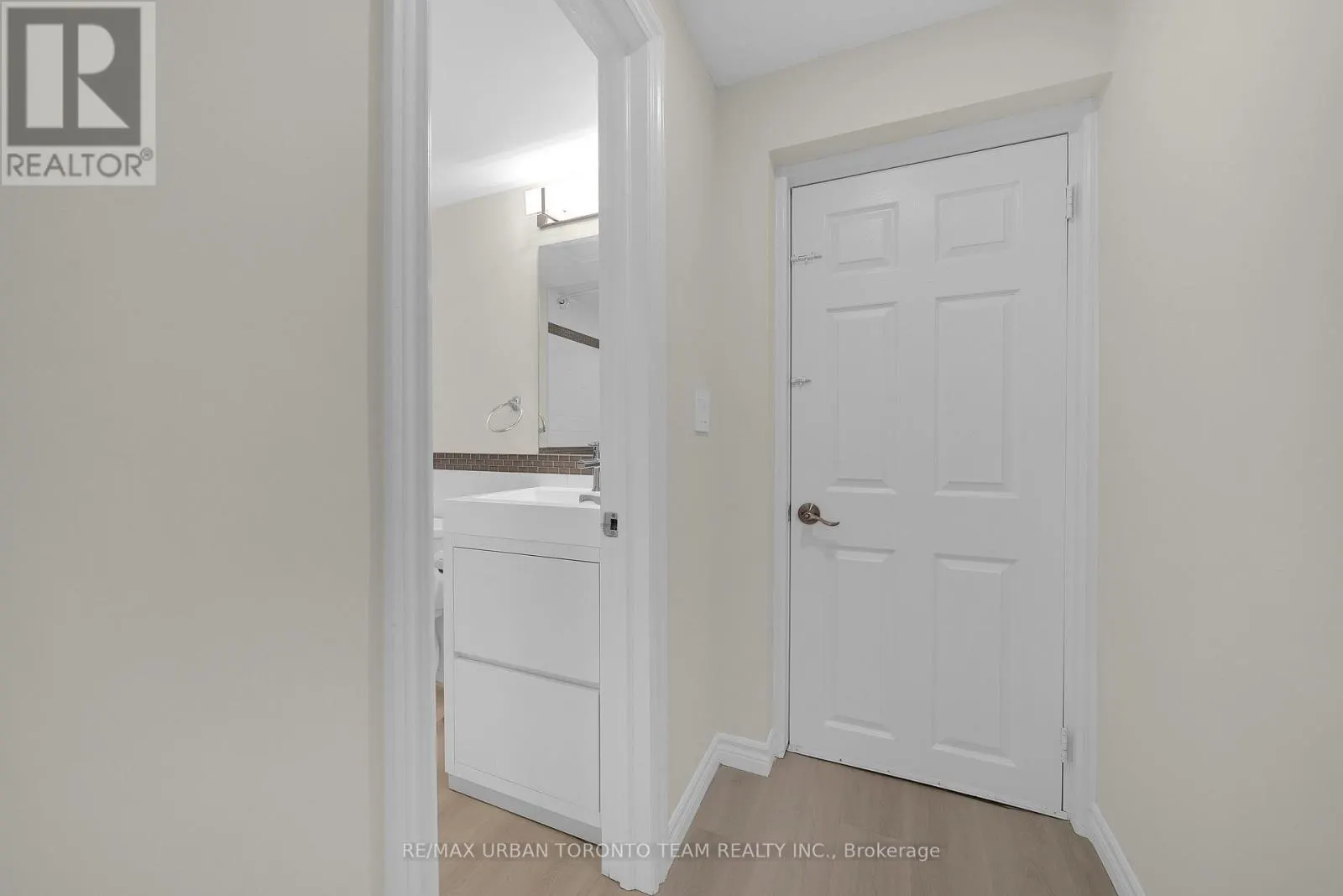 LOWER - 3517 ST CLAIR AVENUE