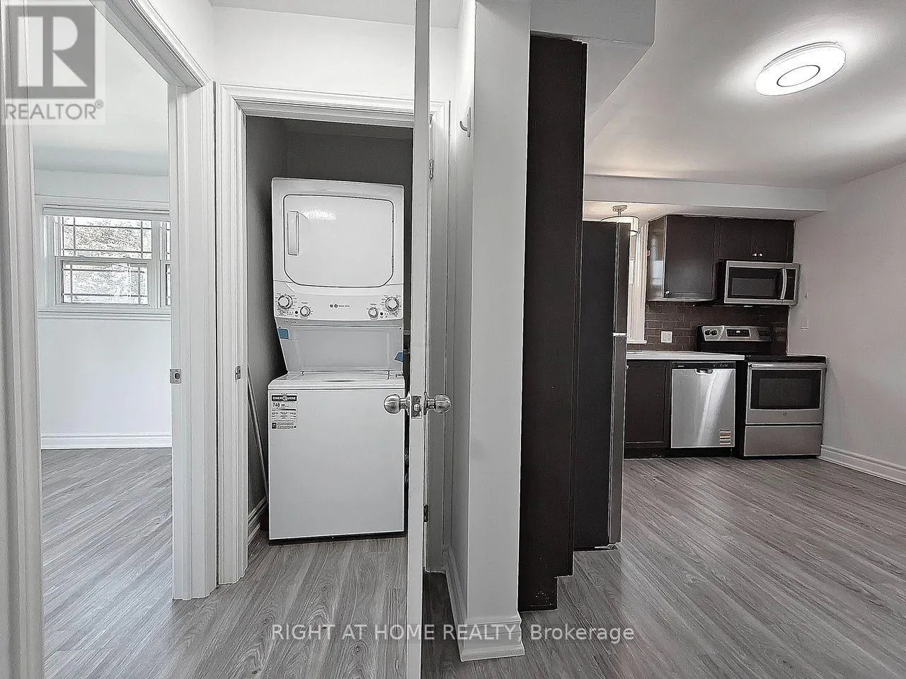 MAIN FLOOR - 45 PRINCE STREET