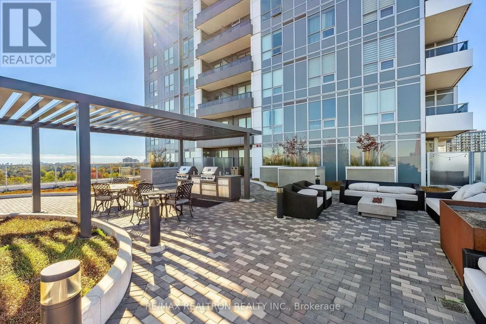 516 - 3121 SHEPPARD AVENUE E