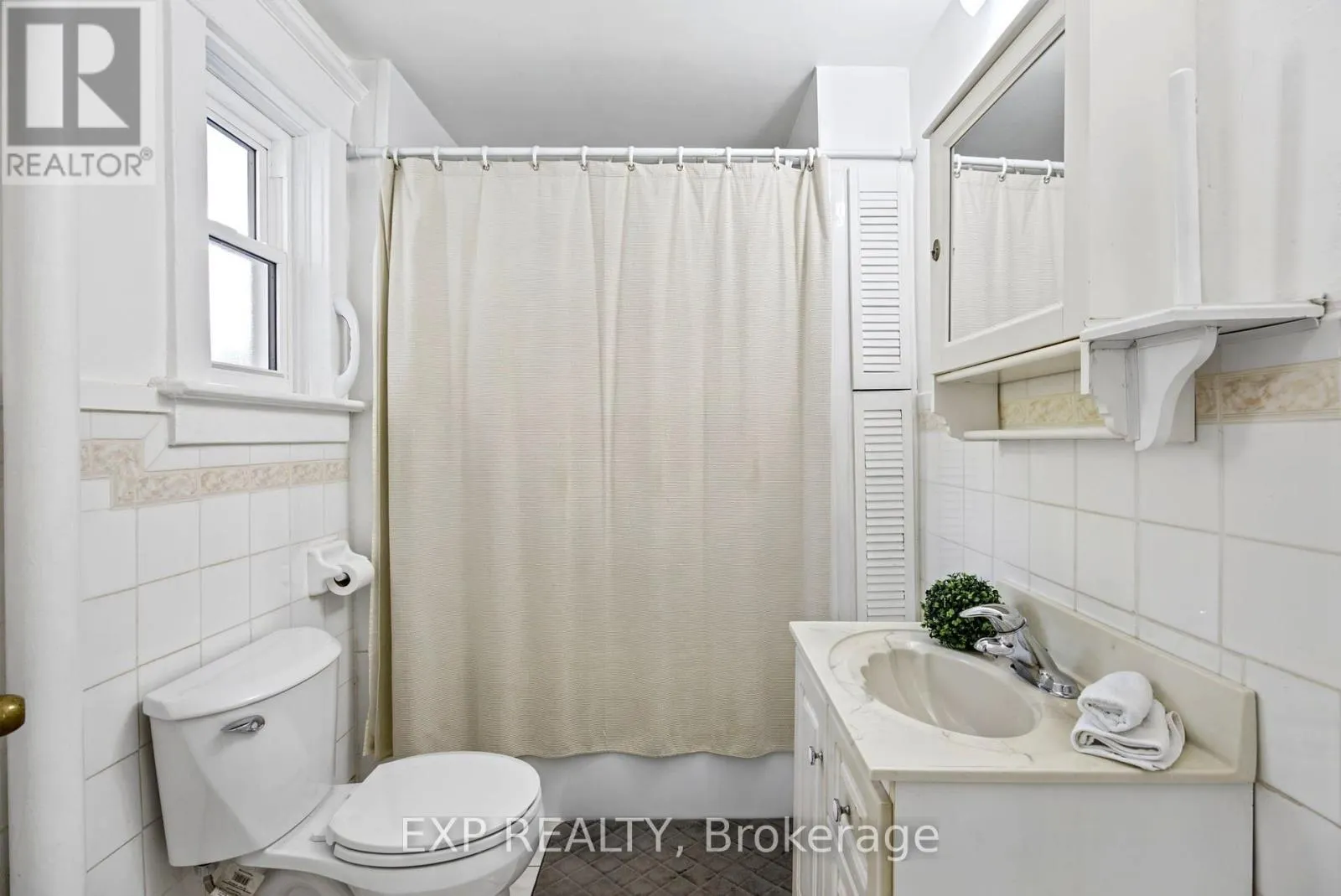 72 NEWPORT AVENUE