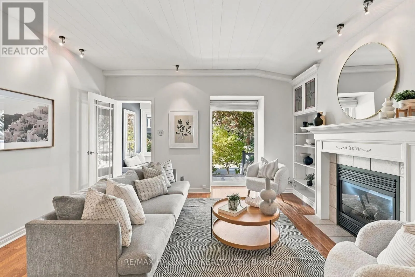 55 WAVERLEY ROAD