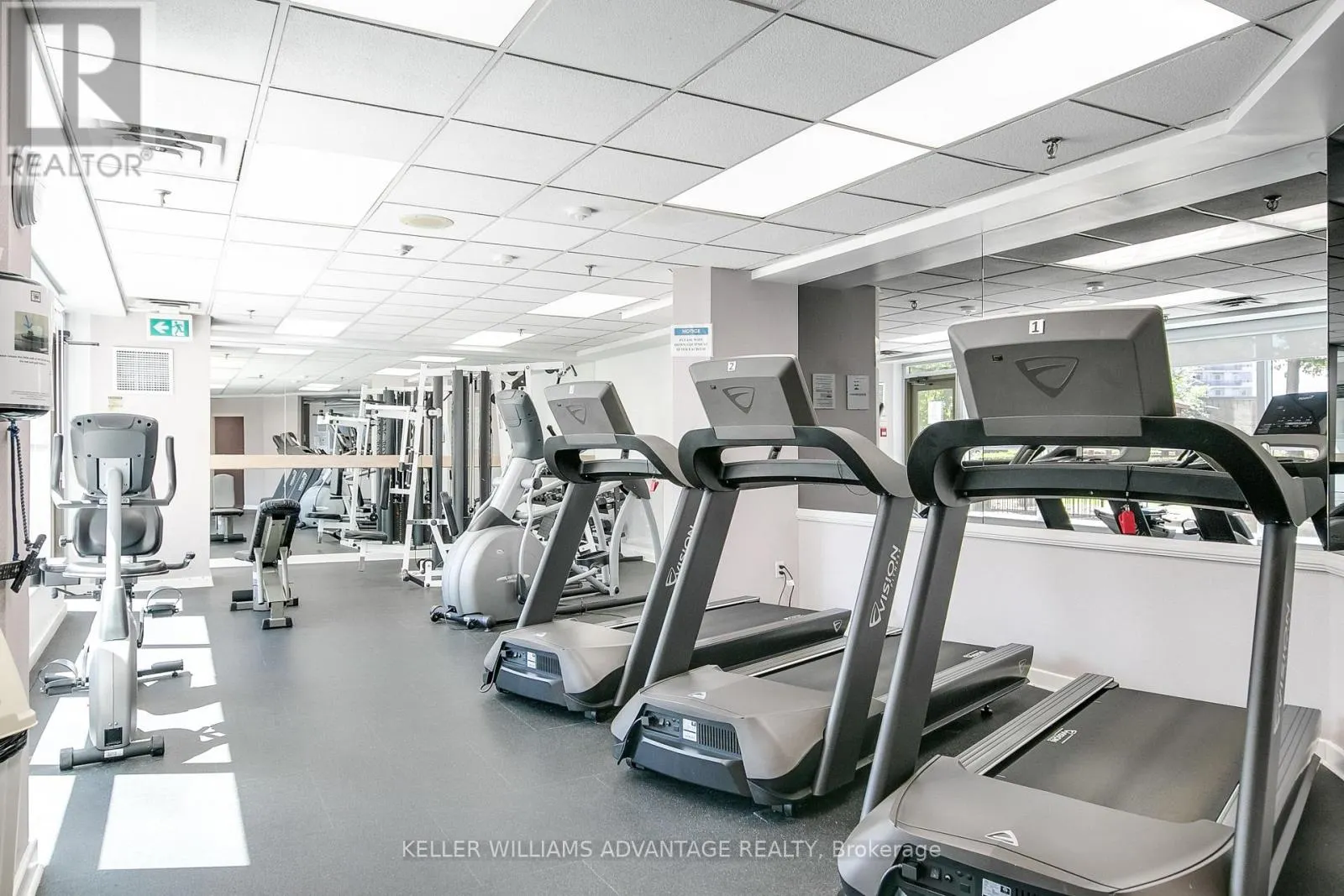 1006 - 3231 EGLINTON AVENUE E