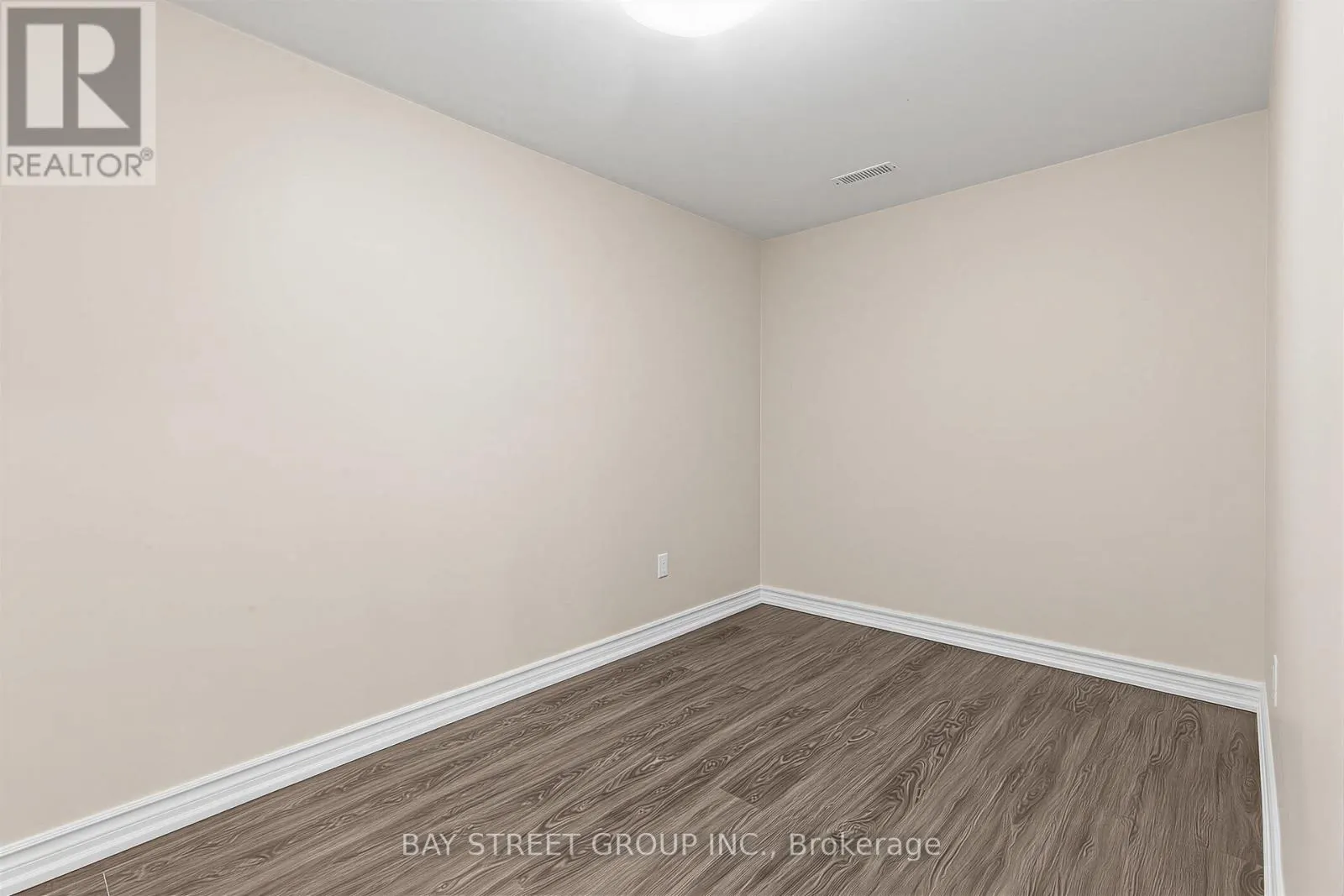 8 AMETHYST ROAD