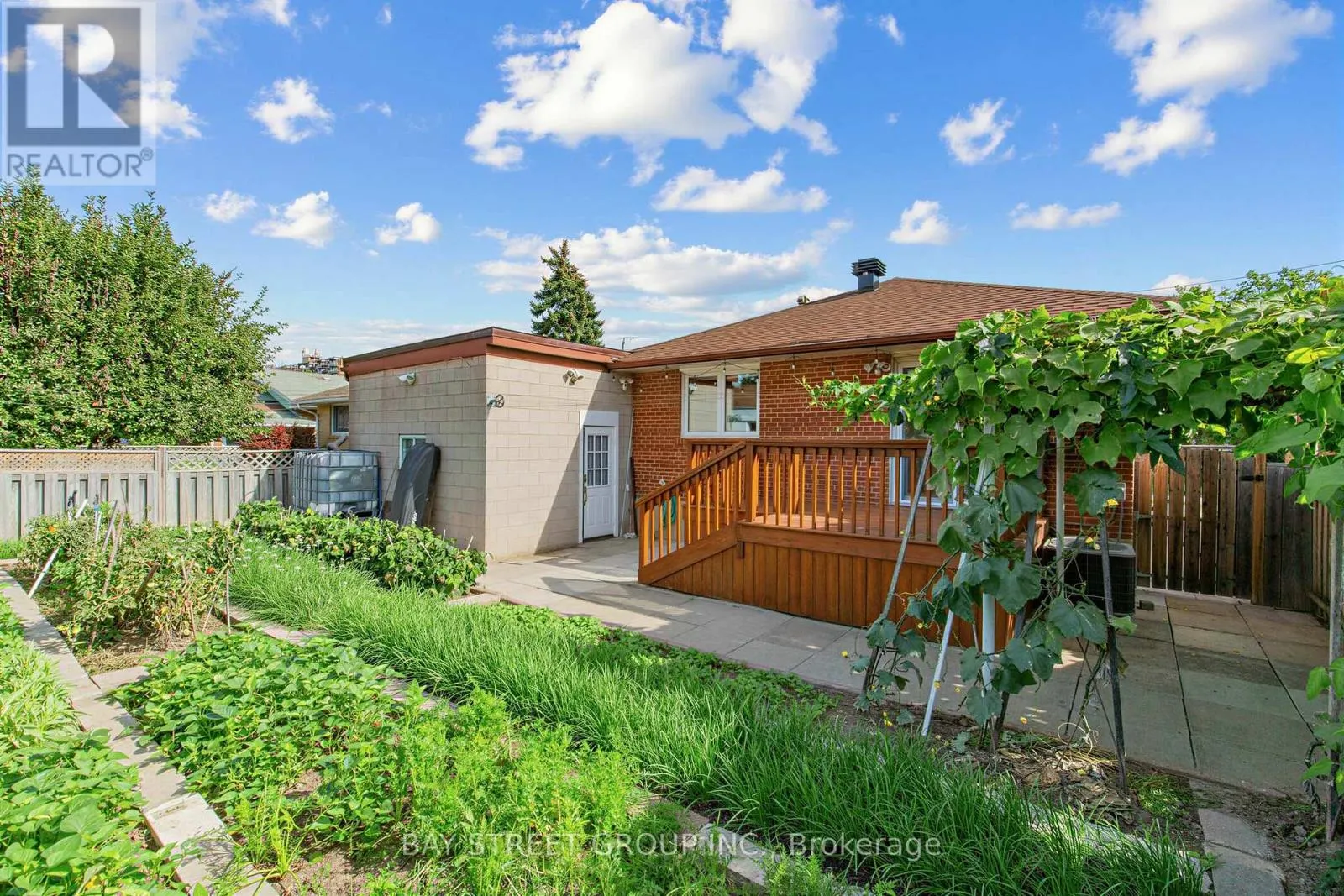 8 AMETHYST ROAD