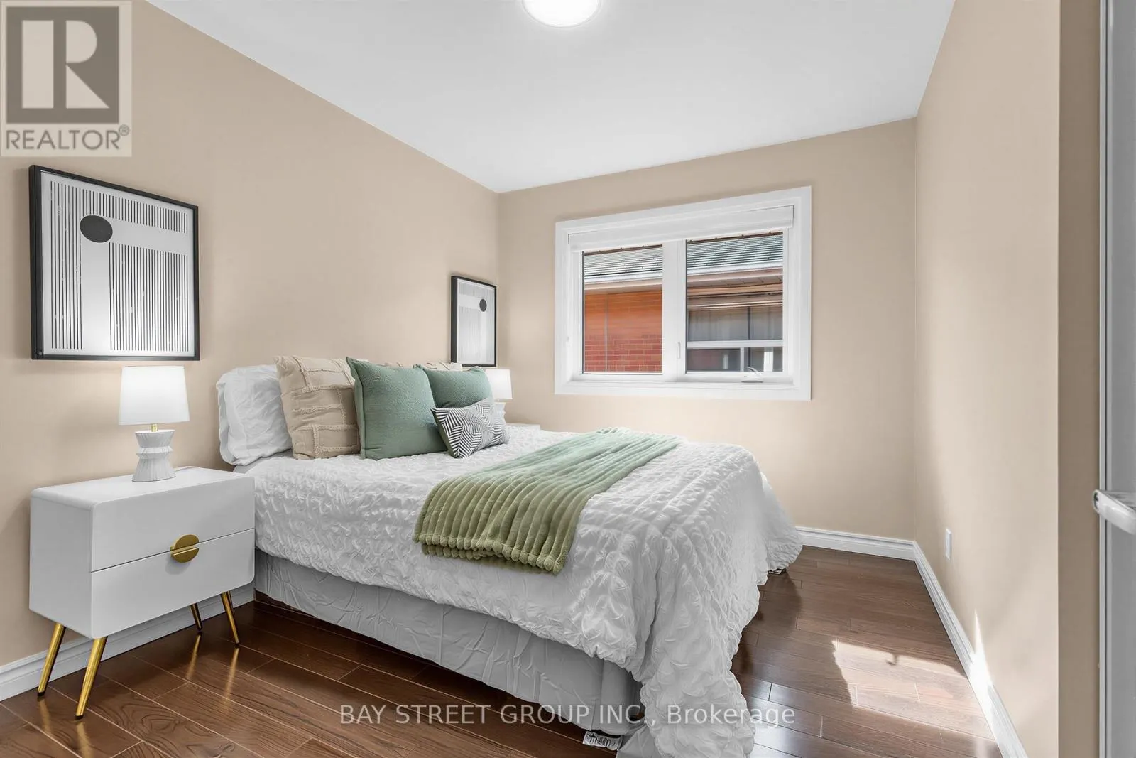 8 AMETHYST ROAD