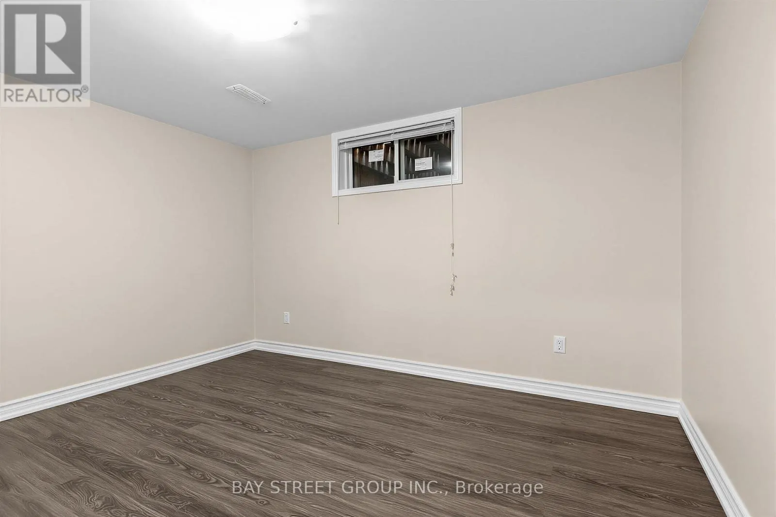 8 AMETHYST ROAD