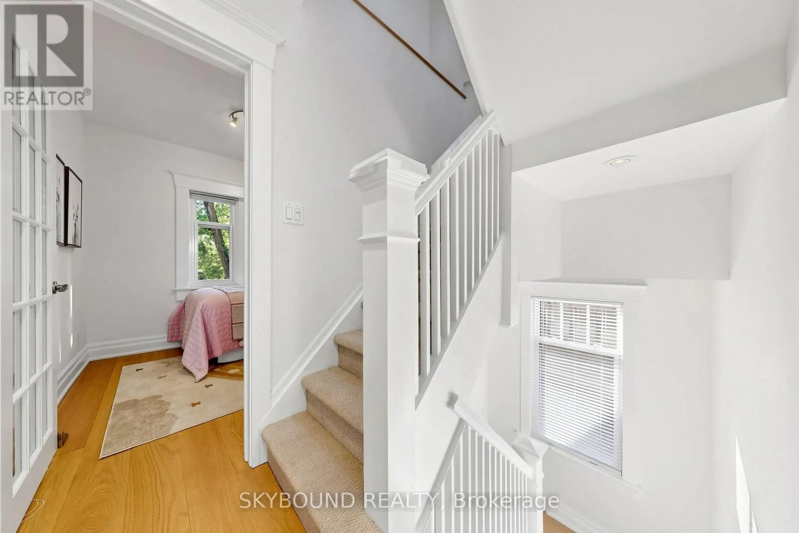 156 HAMPTON AVENUE