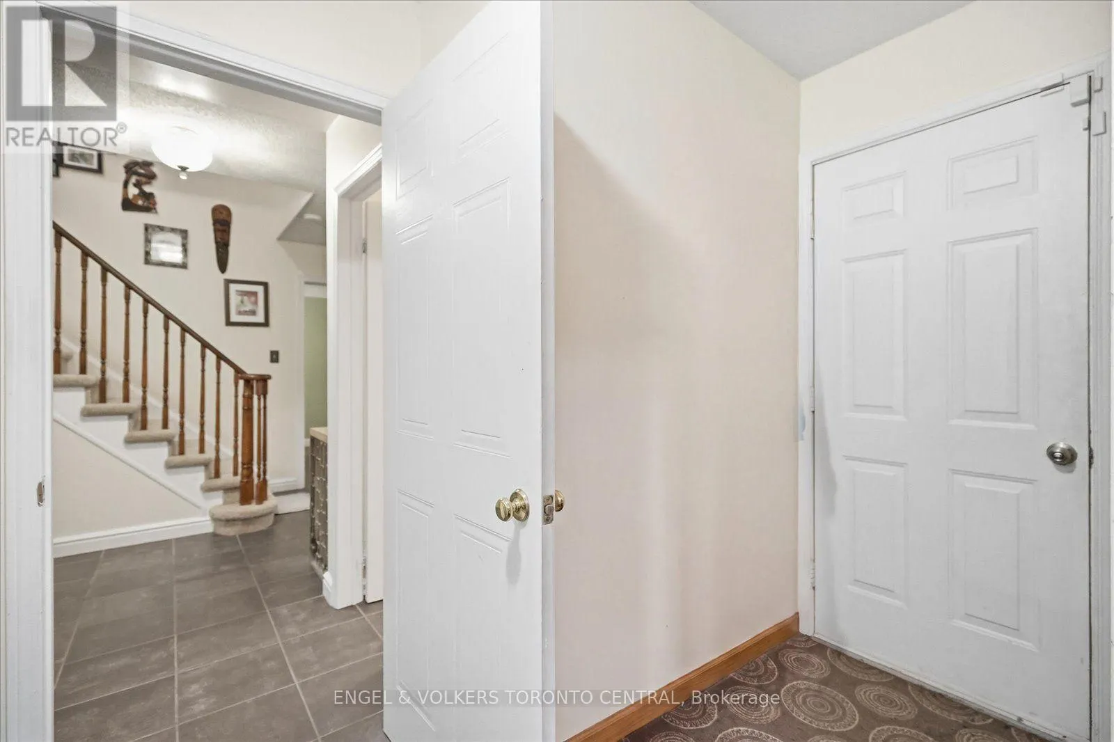 14 HILLMAN DRIVE