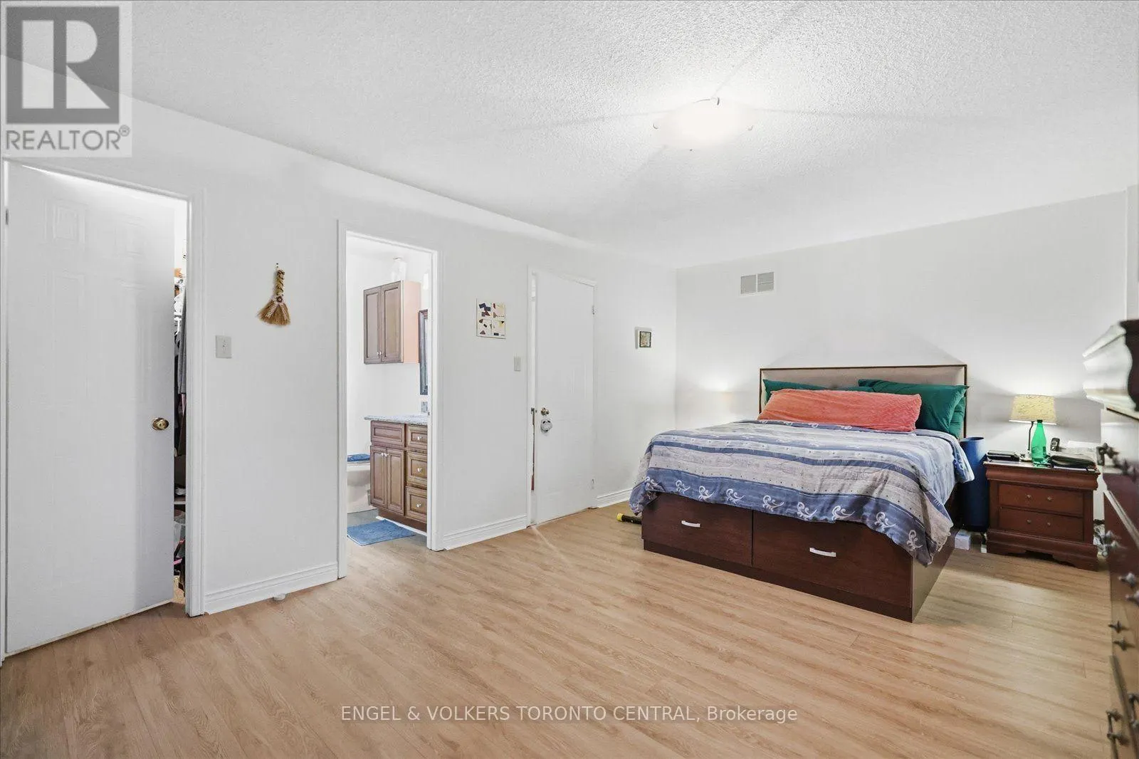 14 HILLMAN DRIVE