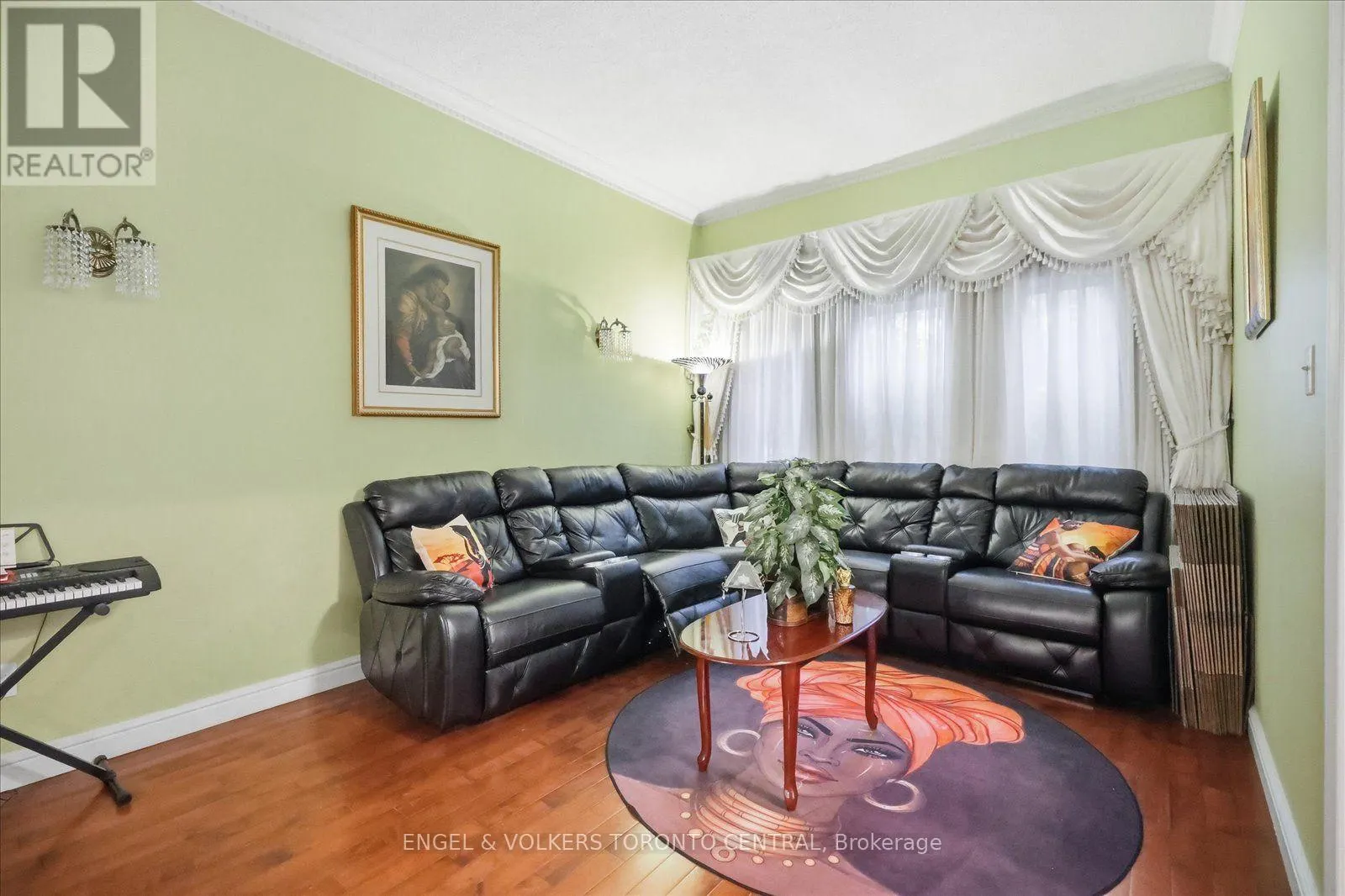 14 HILLMAN DRIVE