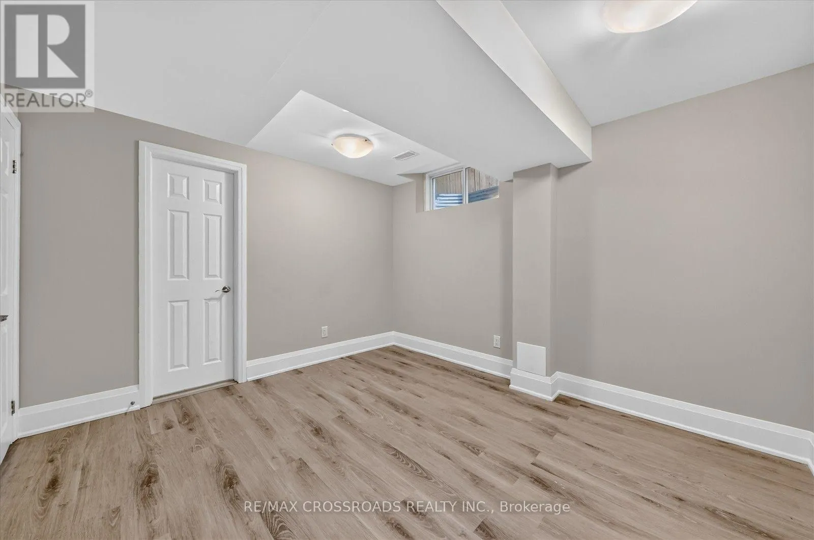 2124 RUDELL ROAD