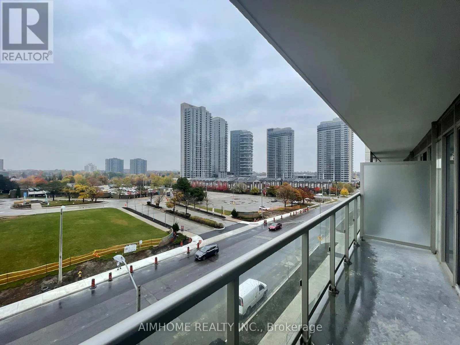 610 - 2033 KENNEDY ROAD