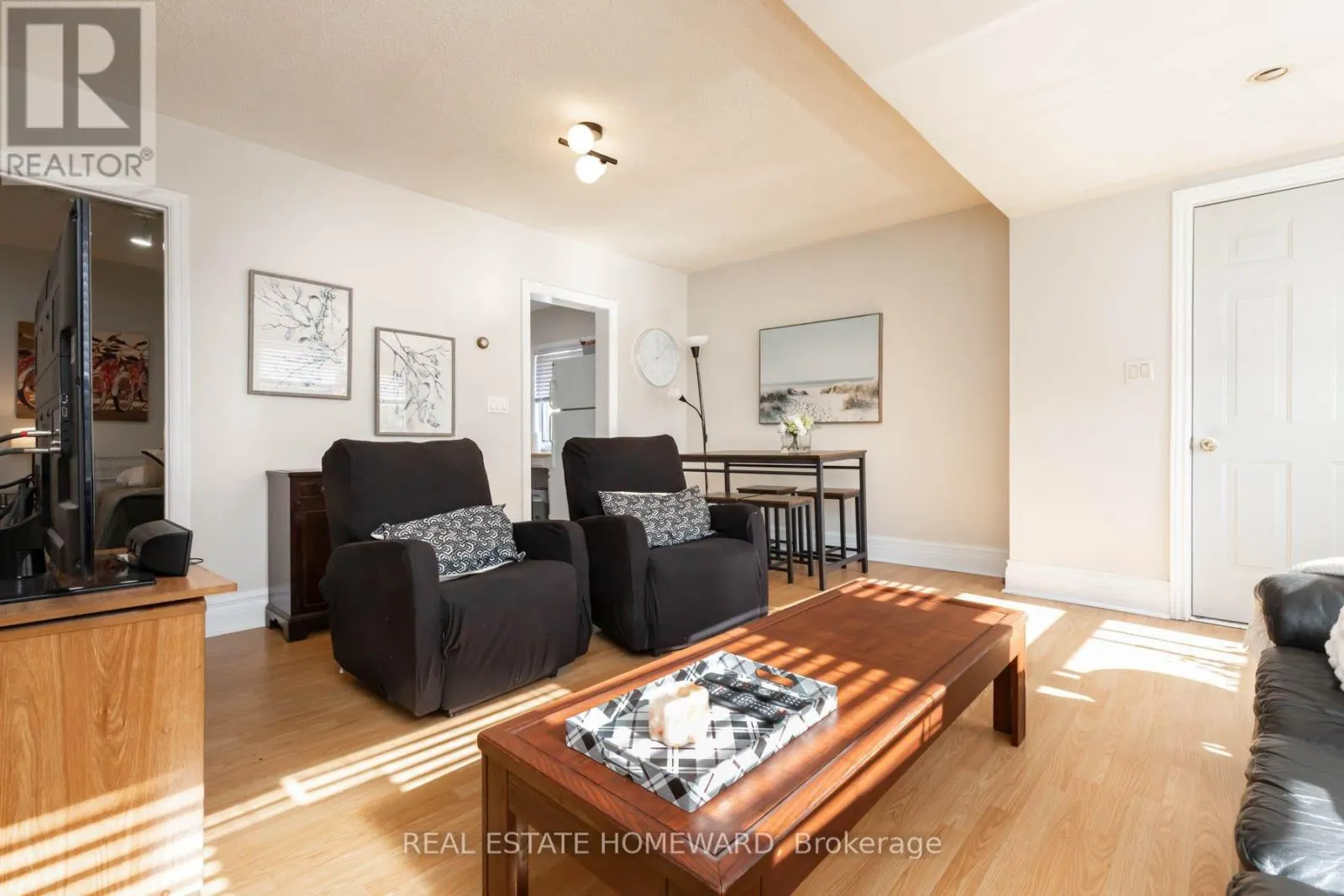 212 CLONMORE DRIVE