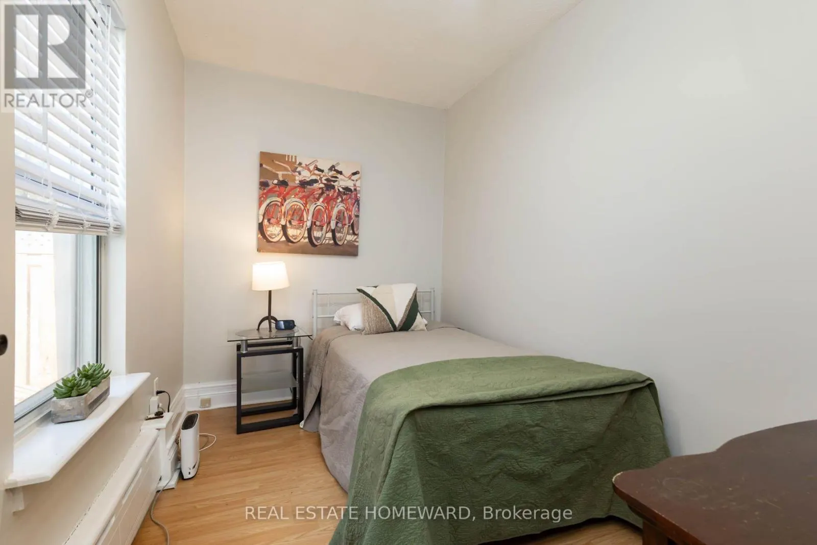 212 CLONMORE DRIVE