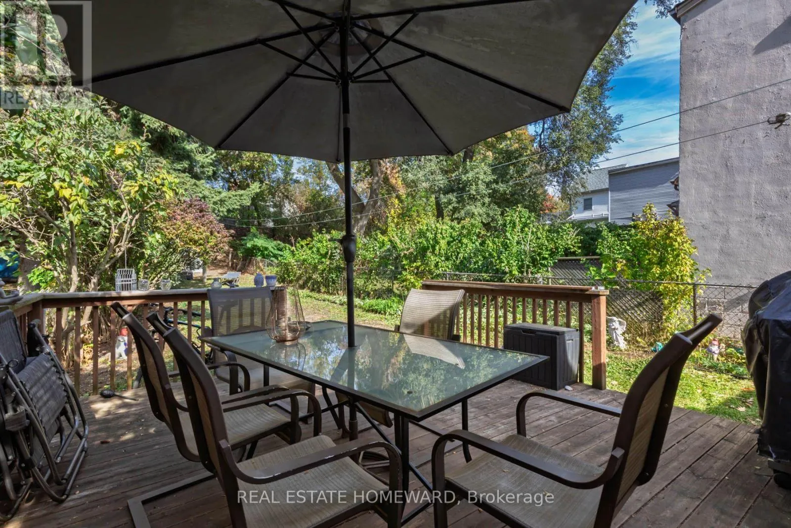 212 CLONMORE DRIVE