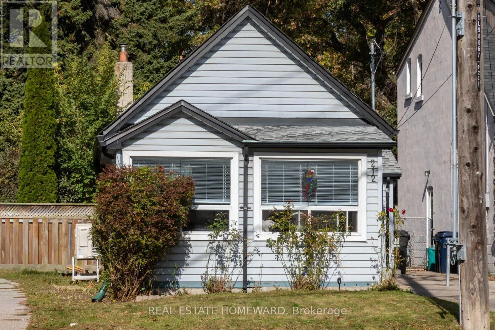 212 CLONMORE DRIVE