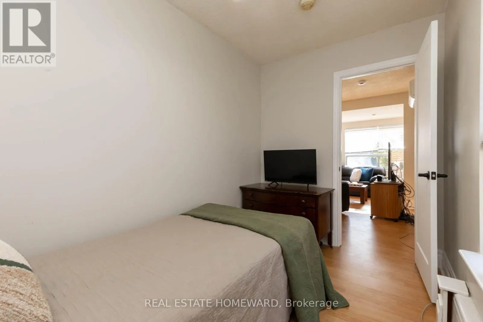 212 CLONMORE DRIVE
