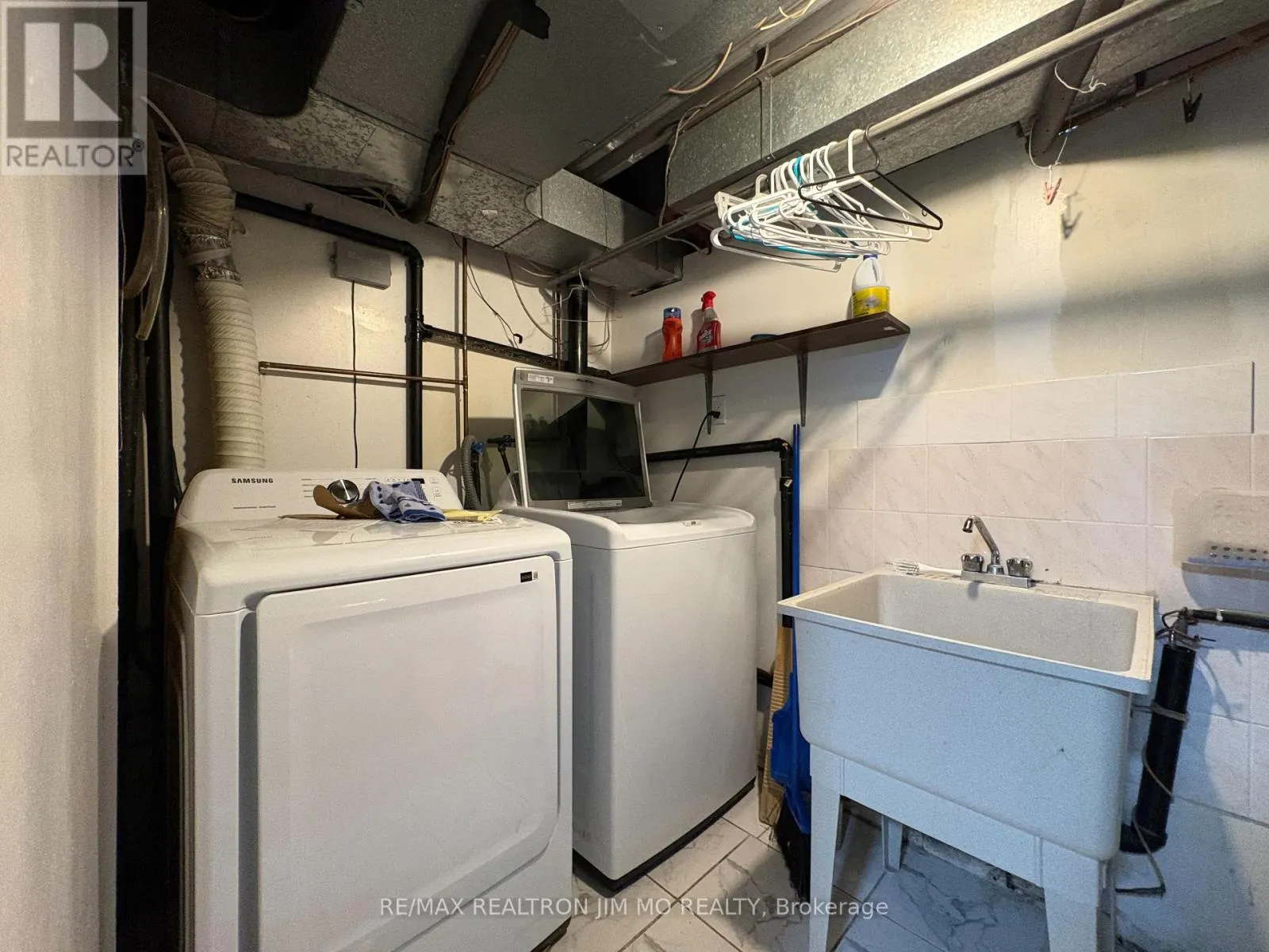 BASEMENT - 39 HARTLEYWOOD DRIVE