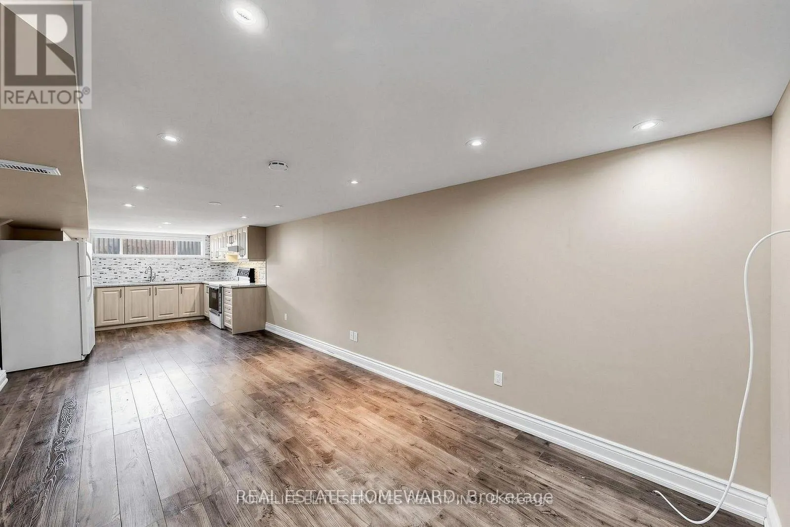LOWER - 48 FREY CRESCENT