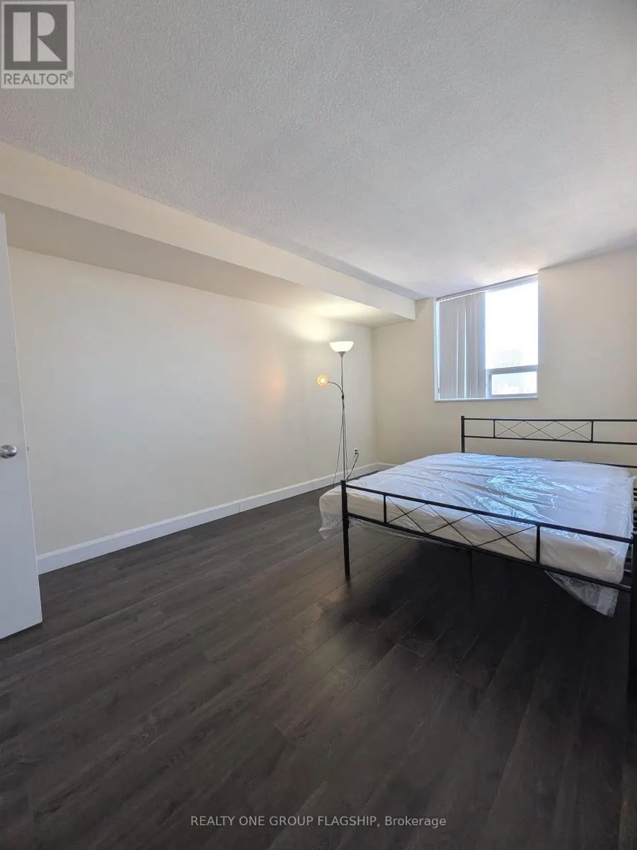 1010 - 2460 EGLINTON AVENUE E