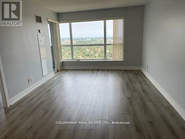 3801 - 125 VILLAGE GREEN SQUARE S
