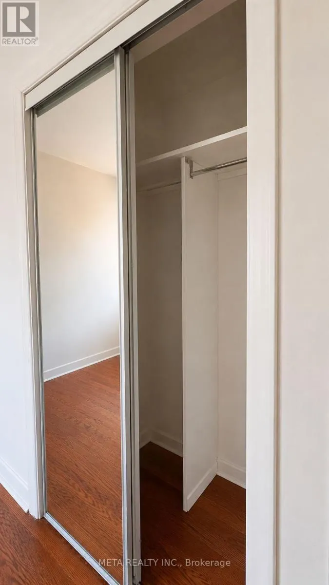 MAIN FLOOR - 540 MCCOWAN ROAD