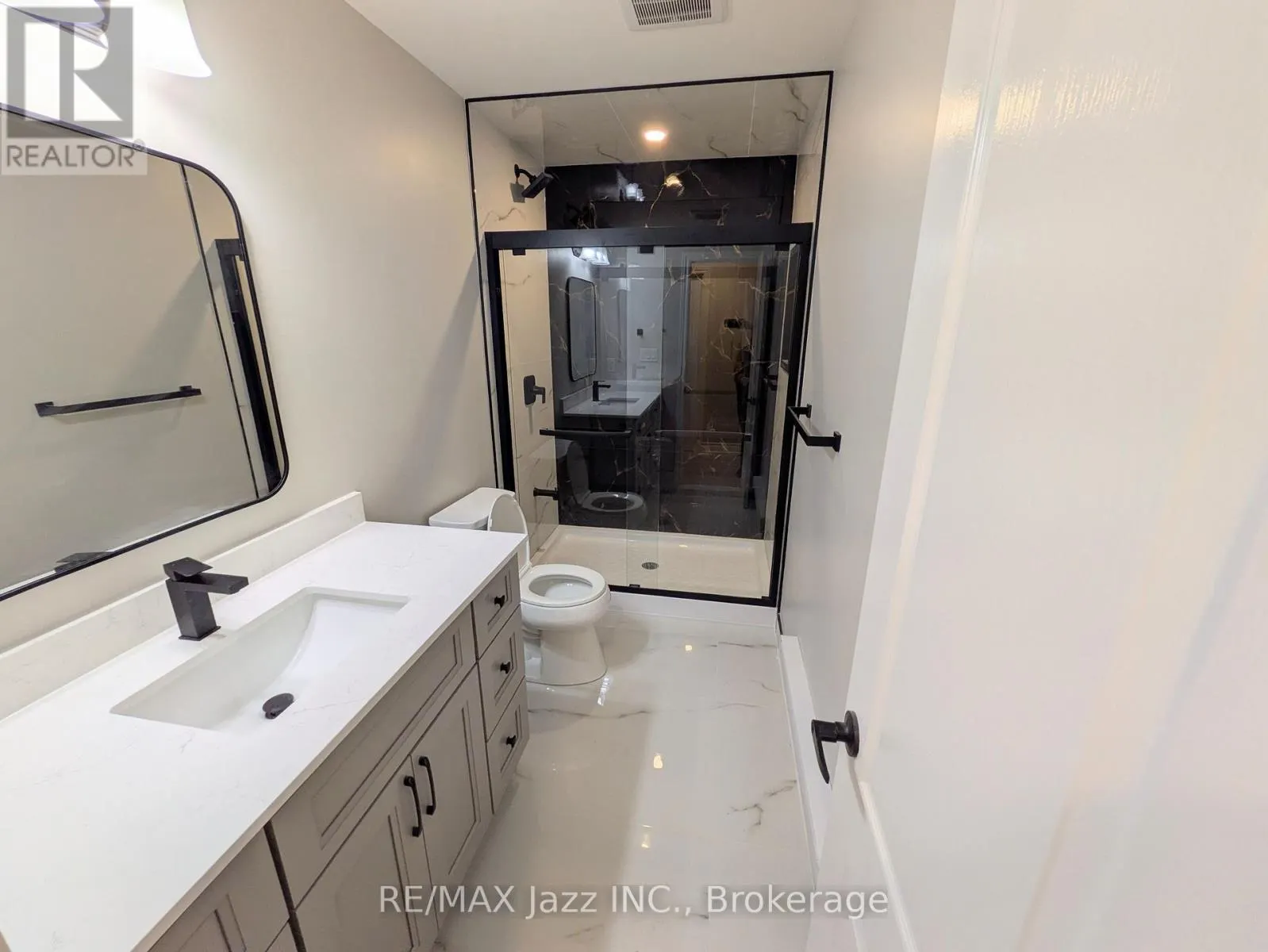 2 - 311 DWIGHT AVENUE #2