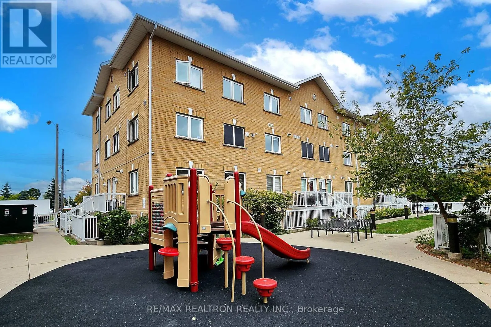 106 - 1795 MARKHAM ROAD