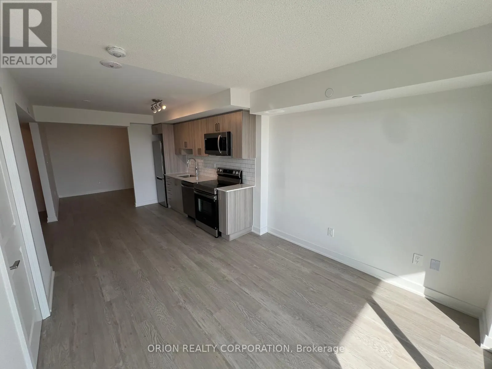 1807 - 1010 SANDY BEACH ROAD