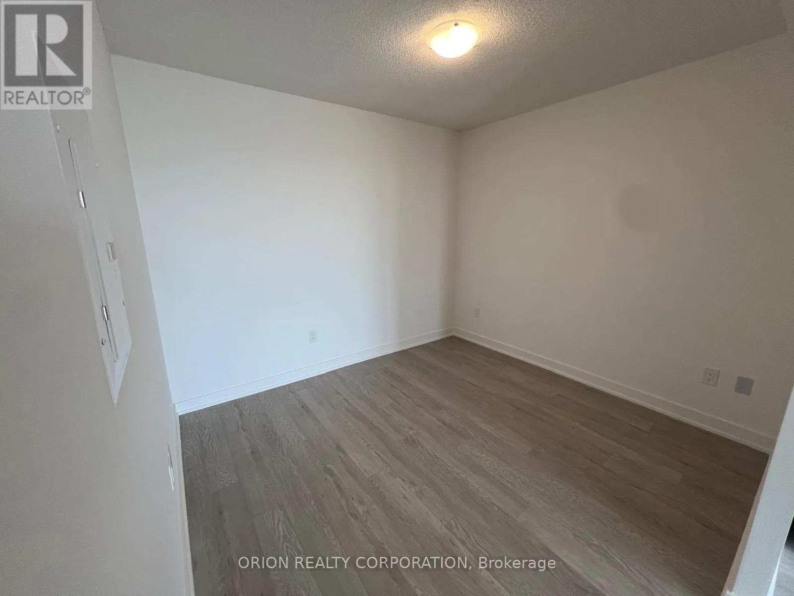 1807 - 1010 SANDY BEACH ROAD