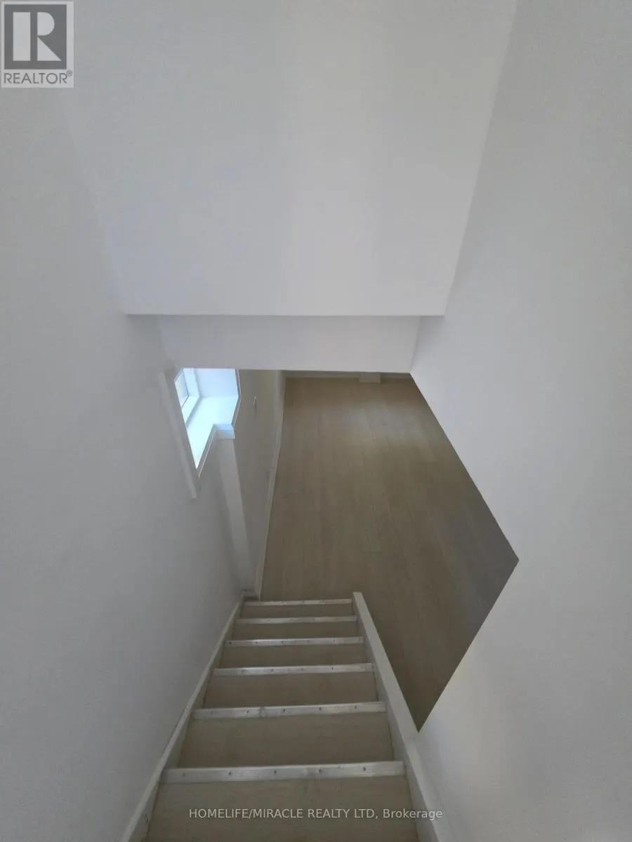 BSMT-U-2 - 22 ROSSANDER COURT