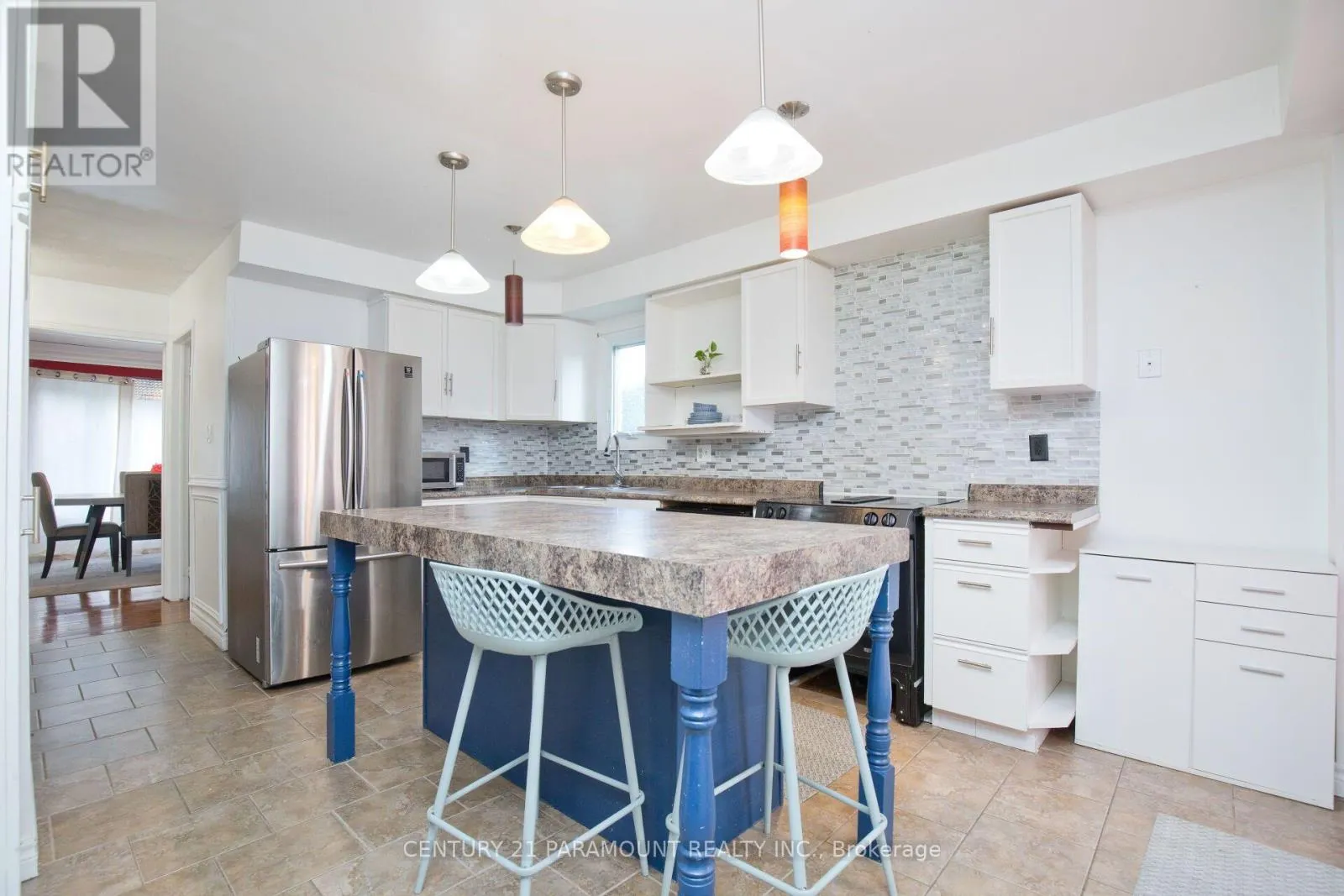 888 SPROULE CRESCENT