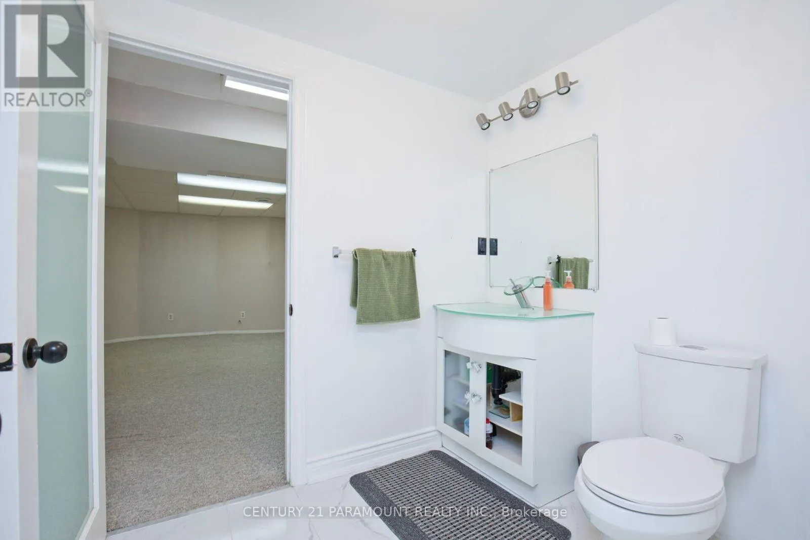 888 SPROULE CRESCENT