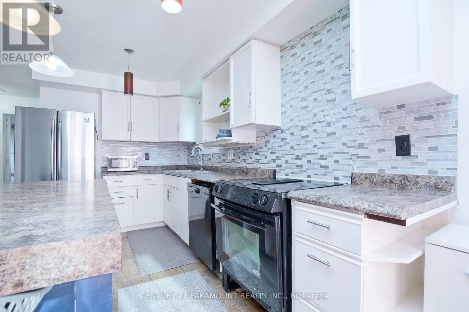 888 SPROULE CRESCENT