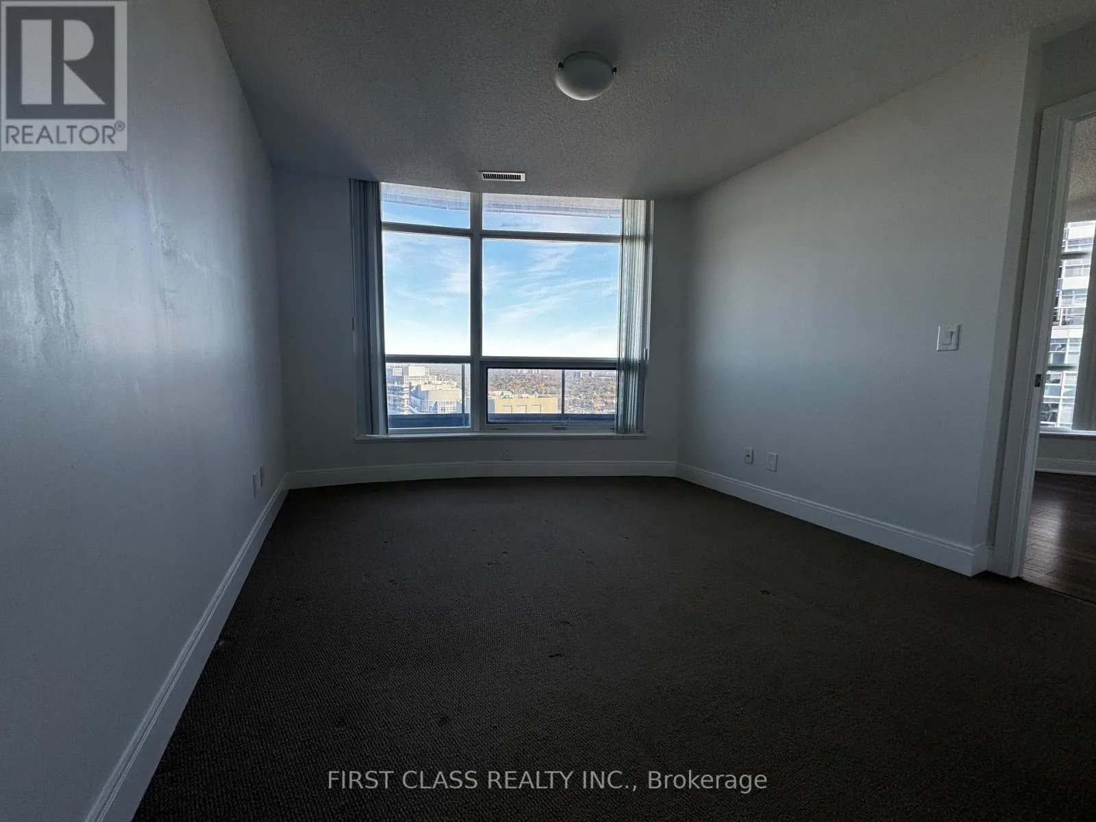 3610 - 125 VILLAGE GREEN SQUARE