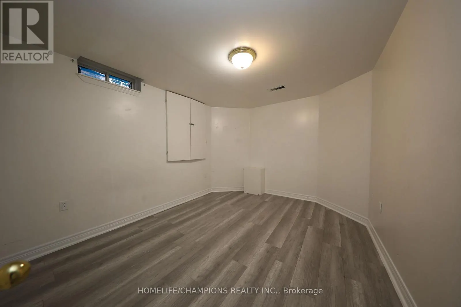 38 BOBOLINK AVENUE