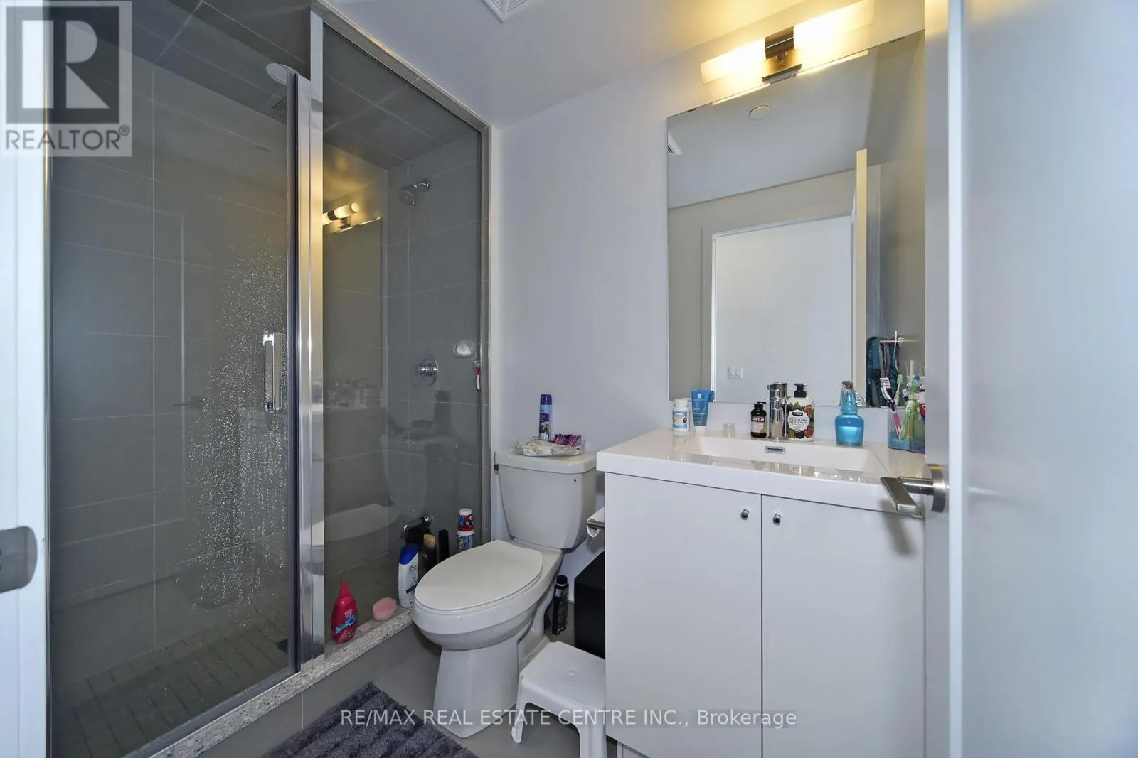 1216 - 2550 SIMCOE STREET