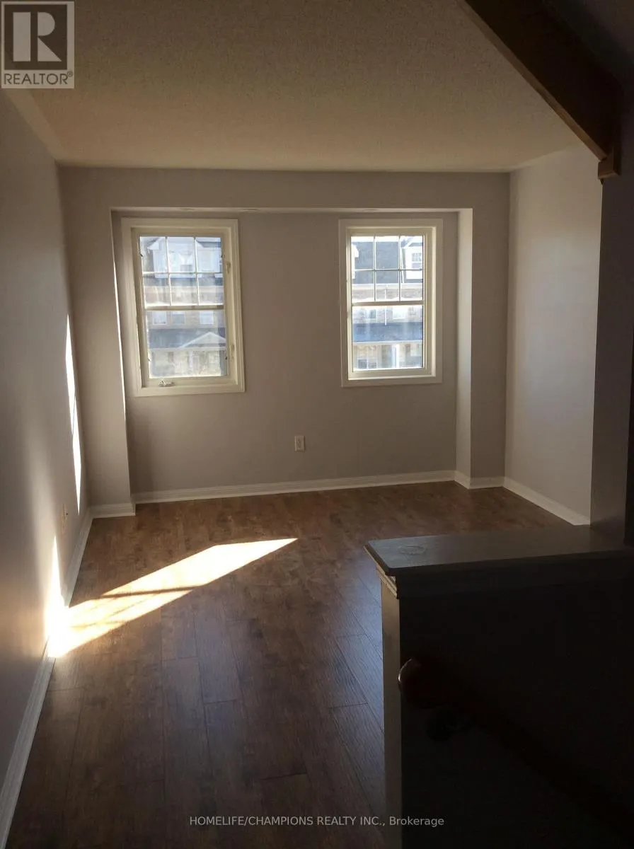 UNIT #2 - 32 ECOPARK GATE