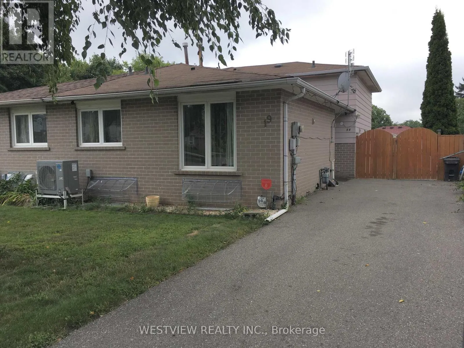 19 COXWORTH CRESCENT