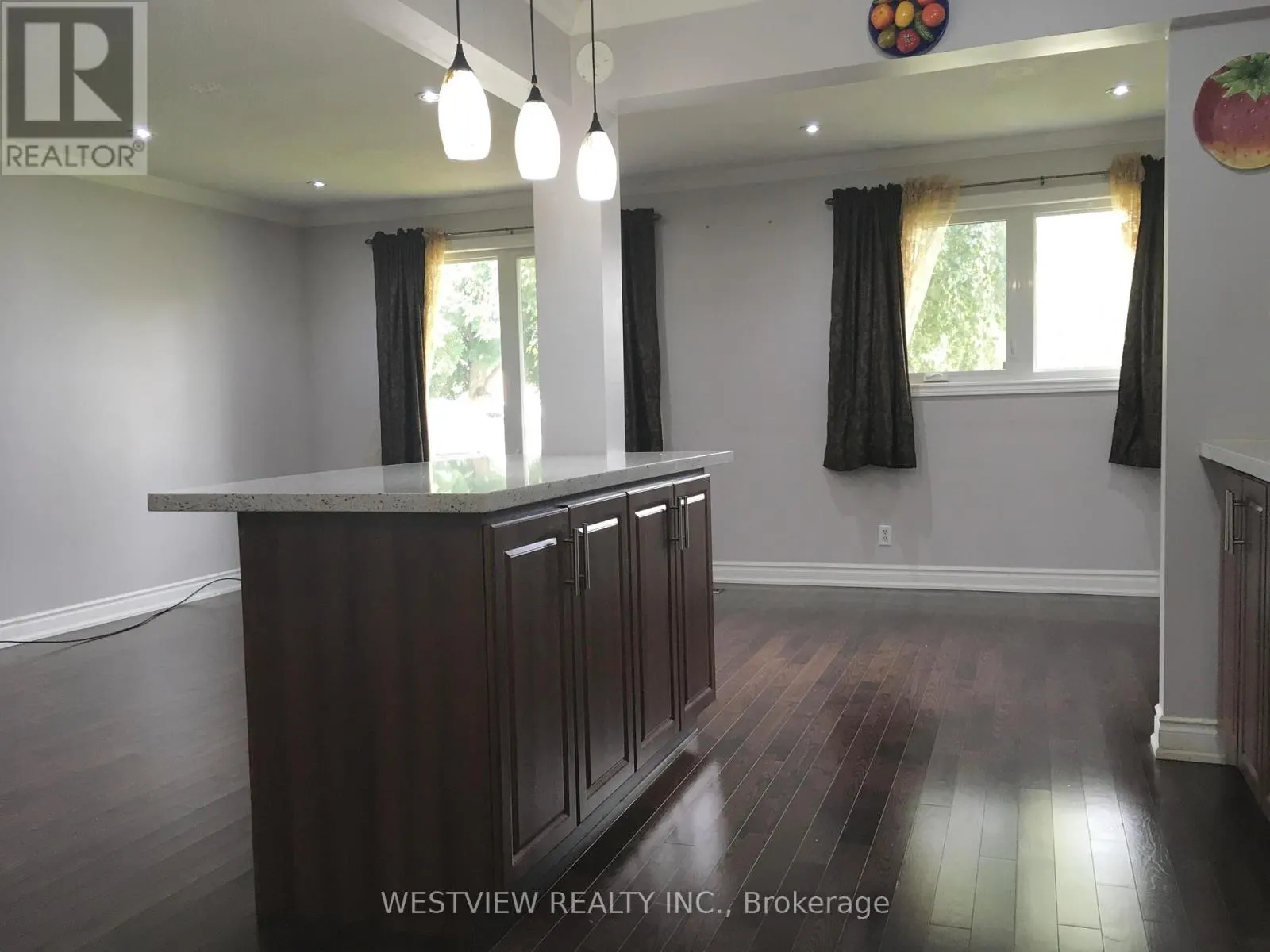 19 COXWORTH CRESCENT