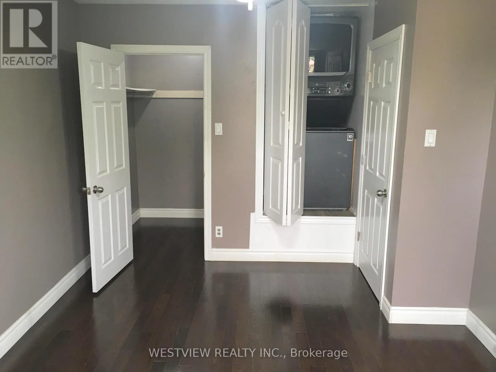 19 COXWORTH CRESCENT