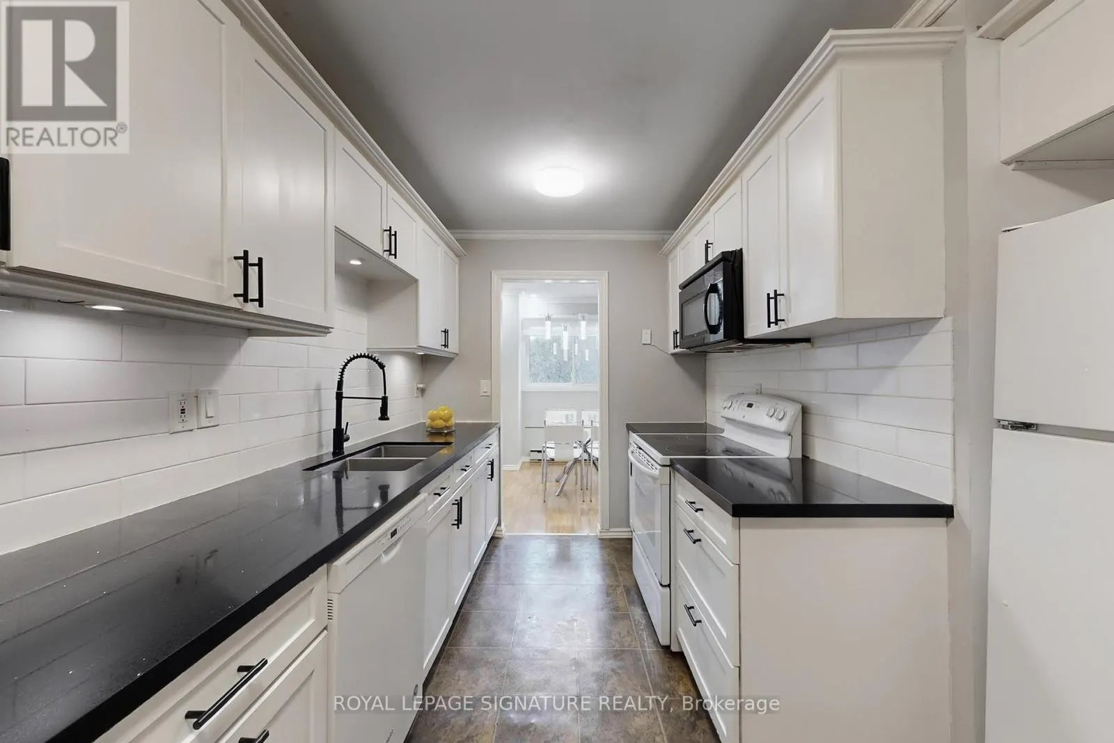 76 - 700 HARMONY ROAD N