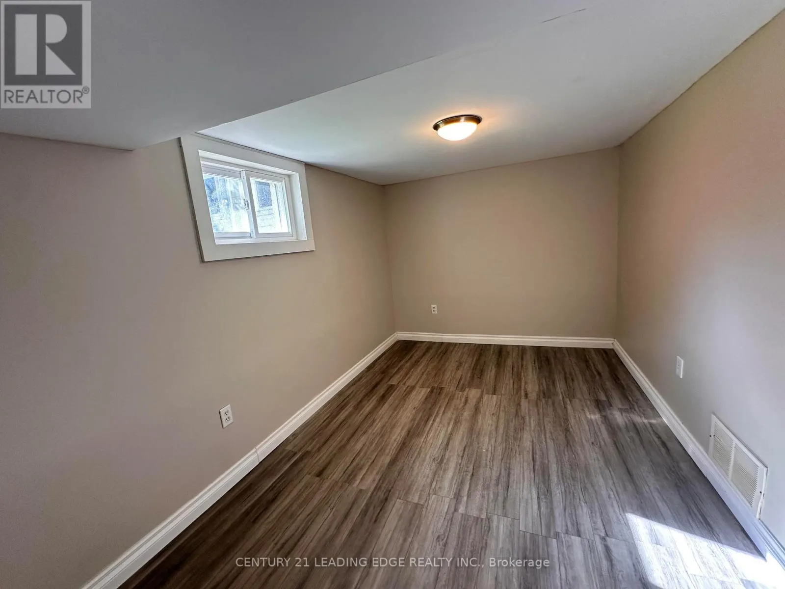 BSMT - 92 THICKSON ROAD N