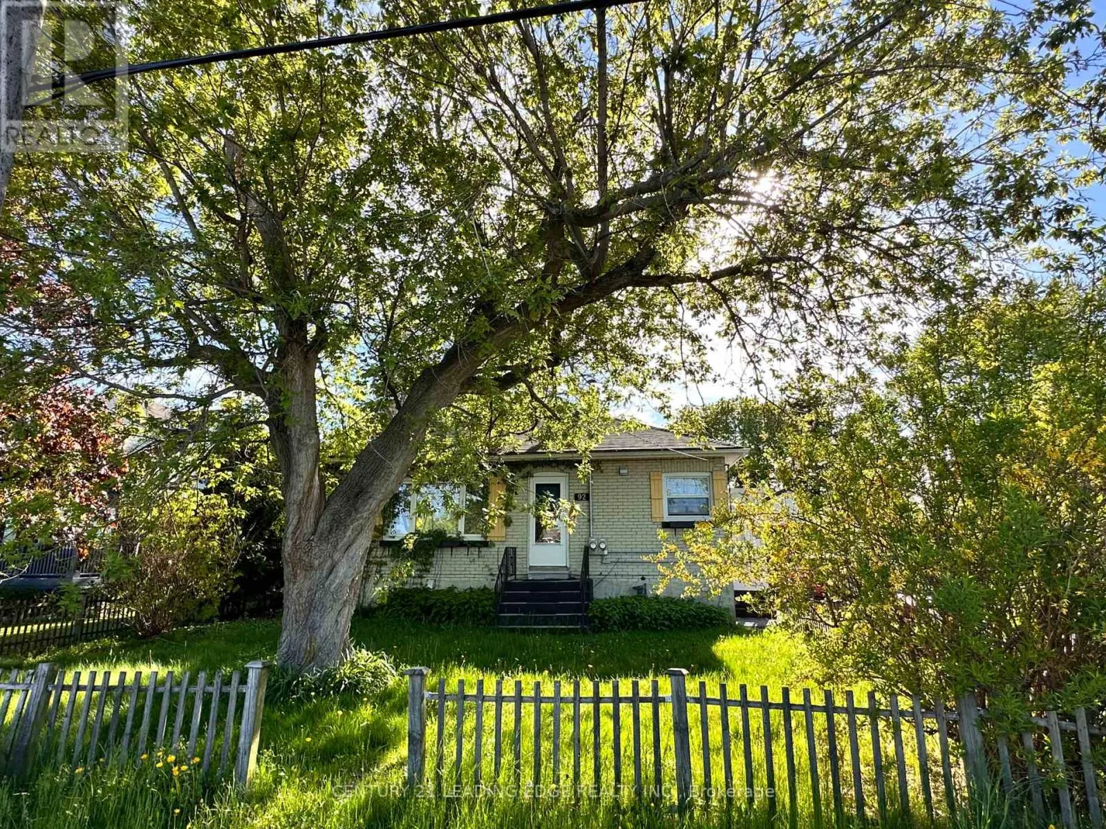 BSMT - 92 THICKSON ROAD N