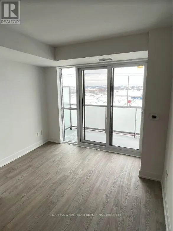508 - 2550 SIMCOE STREET N