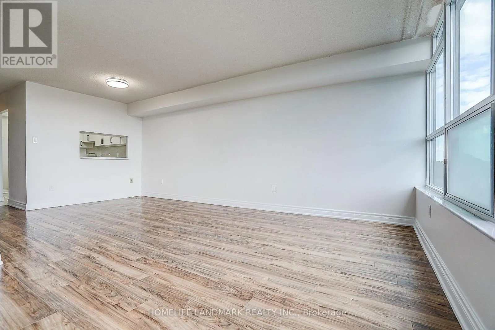 611 - 2365 KENNEDY ROAD