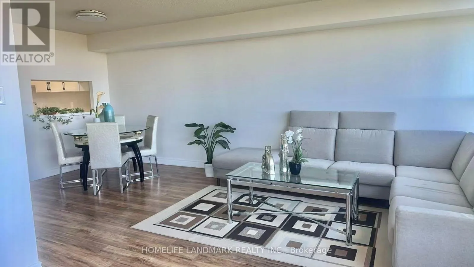 611 - 2365 KENNEDY ROAD