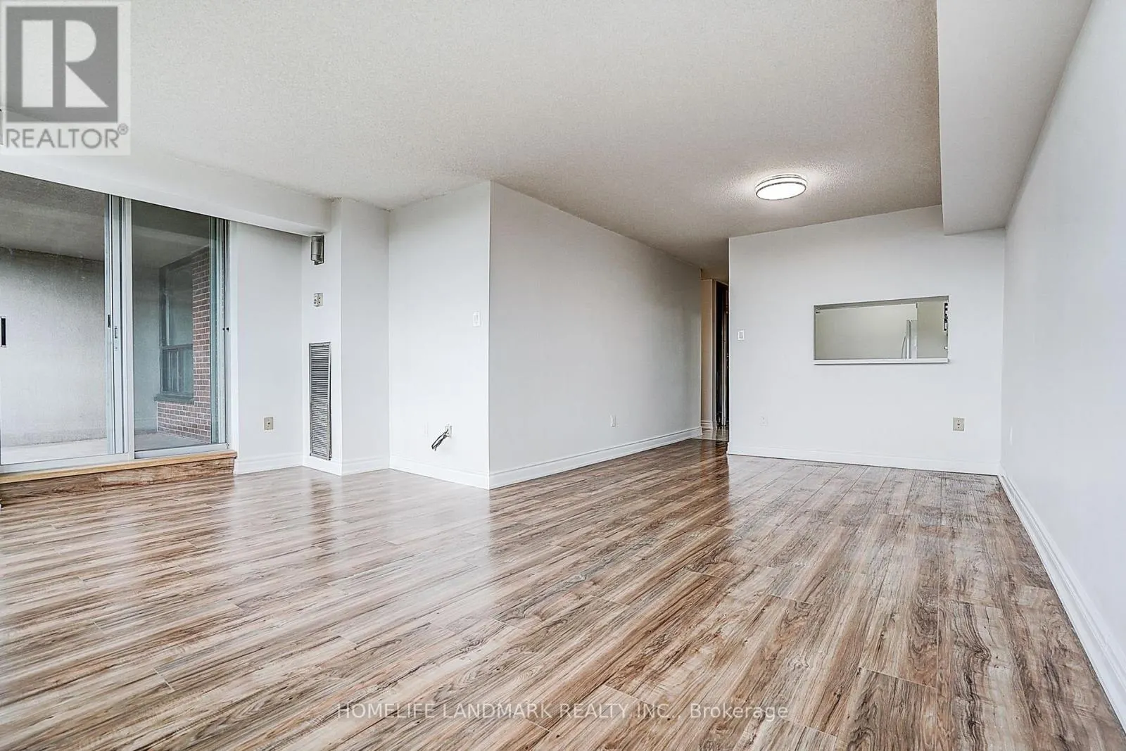 611 - 2365 KENNEDY ROAD