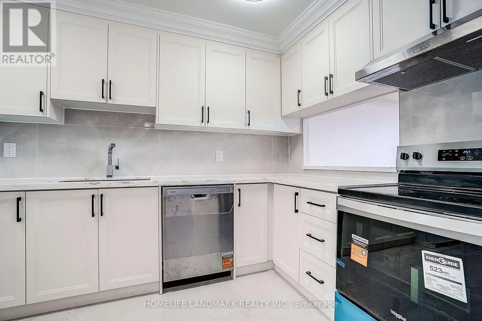 611 - 2365 KENNEDY ROAD