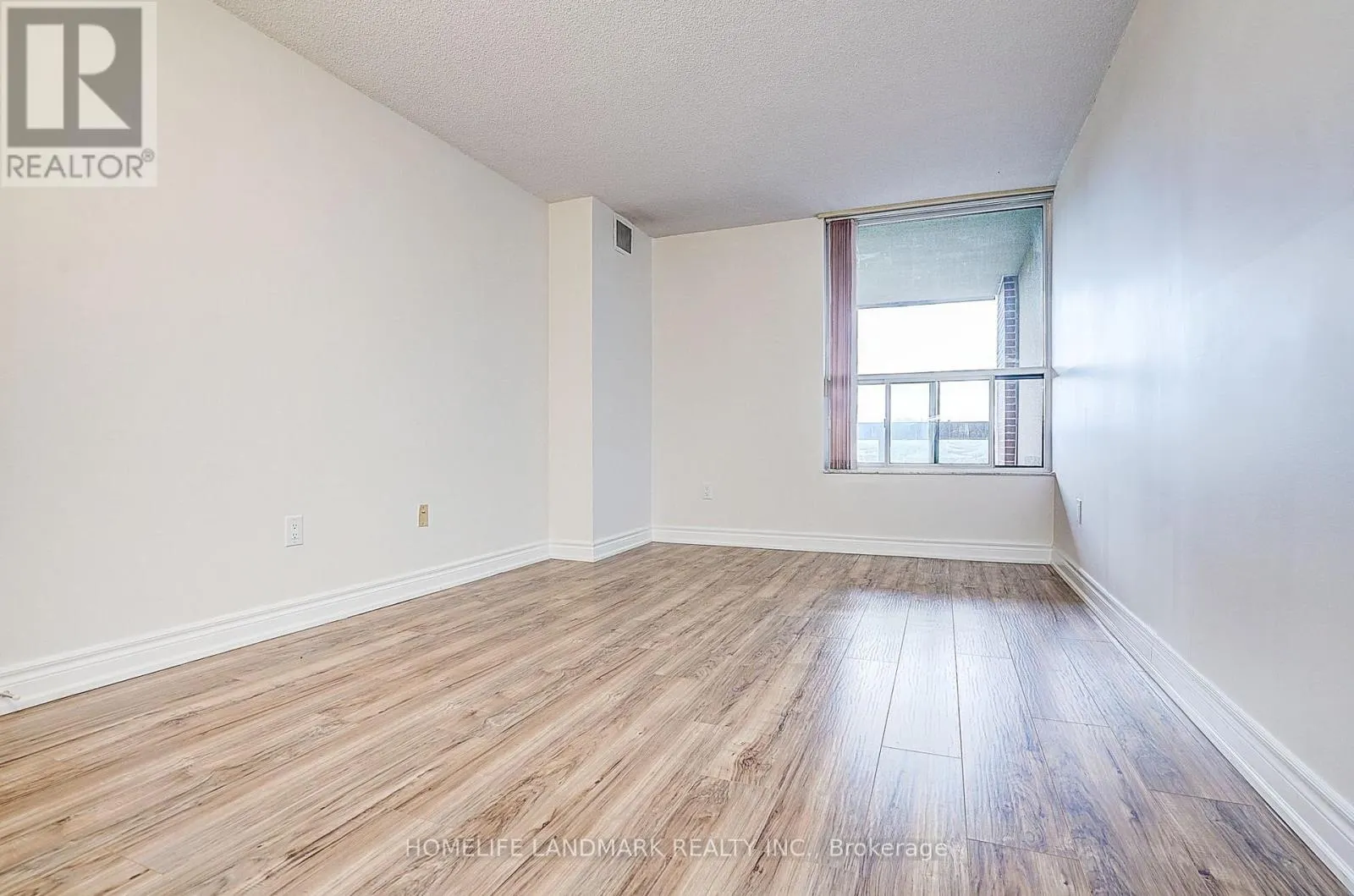 611 - 2365 KENNEDY ROAD